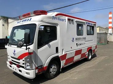 高規格救急車画像04